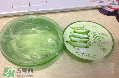 嘴唇干裂可以涂蘆薈膠嗎？嘴唇干裂怎么涂蘆薈膠？