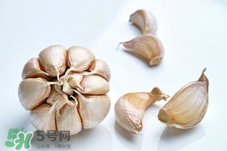 有乙肝能吃大蒜嗎？乙肝患者可以吃大蒜嗎？