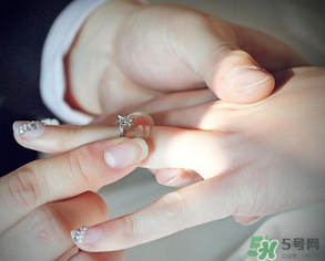 臘月可以訂婚嗎？臘月訂婚好不好？