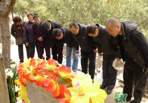 臘月可以上墳嗎？臘月上墳時(shí)間