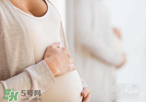孕婦可以經(jīng)常摸肚子嗎？孕婦經(jīng)常摸肚子會怎樣？