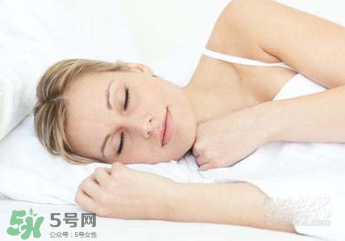 孕婦可以經(jīng)常摸肚子嗎？孕婦經(jīng)常摸肚子會怎樣？