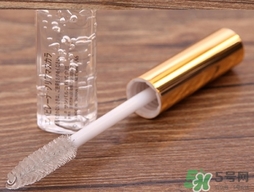 大創(chuàng)睫毛雨衣怎么卸？大創(chuàng)睫毛雨衣卸妝方法