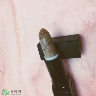 elf唇部磨砂膏怎么用？e.l.f唇部磨砂膏使用心得