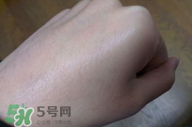dior迪奧夢幻美肌修顏乳怎么用？迪奧修顏乳怎么用