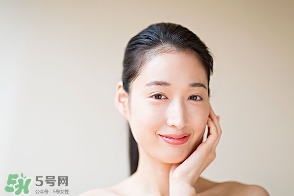 嘴唇起泡腫了怎么辦？嘴唇起泡腫了怎么消腫