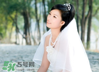 拍婚紗照可以戴眼鏡嗎？拍婚紗照戴眼鏡好不好？