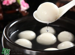 元宵為什么會(huì)裂開？怎么煮元宵不容易裂開？