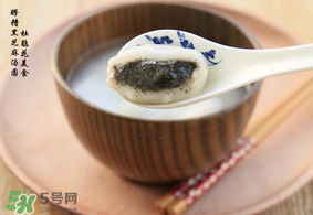 黑芝麻湯圓怎么煮好吃？黑芝麻湯圓煮多久才熟？