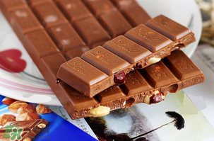 瑞士蓮巧克力是lindt還是lindor？瑞士蓮巧克力有幾種口味？