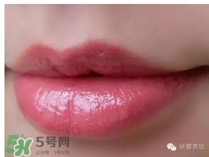 香奈兒細(xì)管coco216多少錢？香奈兒細(xì)管口紅216試色