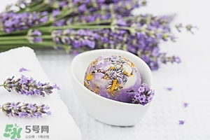 手工皂洗臉好嗎？手工皂和洗面奶哪個(gè)好？