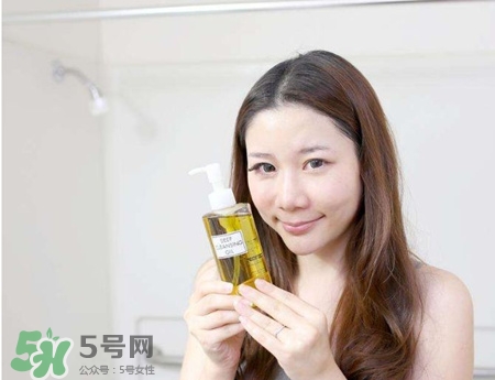 什么樣的卸妝油好用？怎樣選擇卸妝油？