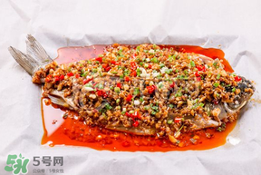 紙上烤魚的用的是什么紙？紙上烤魚的紙有毒嗎？