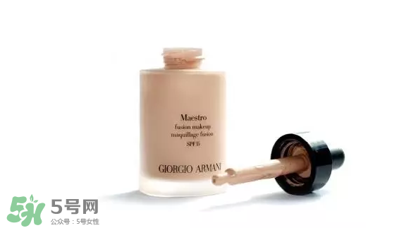 tom ford和阿瑪尼哪個好？tom ford和阿瑪尼口紅唇釉哪個好？