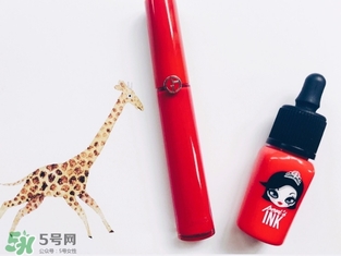 涂唇釉嘴唇干是怎么回事？涂唇釉嘴唇干怎么辦？