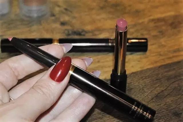 tom ford和迪奧哪個好？tom ford口紅和dior口紅哪個好？
