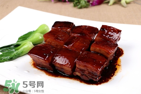 紅燒肉可以用紅糖嗎？紅燒肉用紅糖還是白糖？