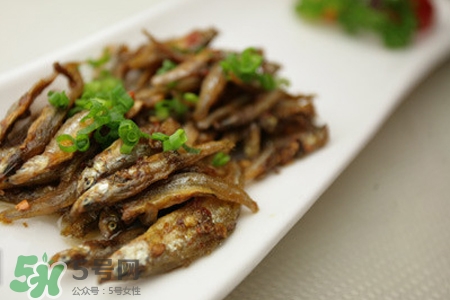 小魚仔熱量高嗎？吃小魚仔會胖嗎？