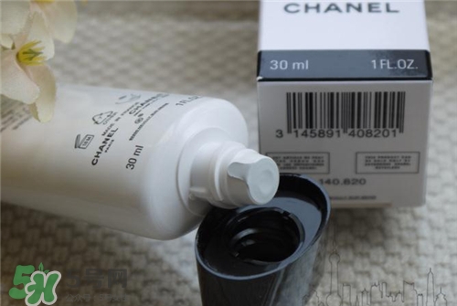 chanel香奈兒cc霜多少錢？香奈兒cc霜專柜價(jià)格