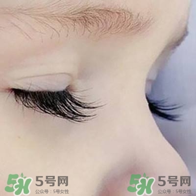 怎么讓睫毛變長(zhǎng)？增長(zhǎng)睫毛的方法有哪些？