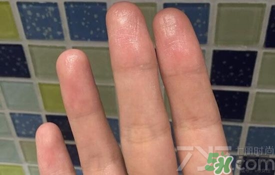 安耐曬金瓶怎么樣？安耐曬金瓶好用嗎？
