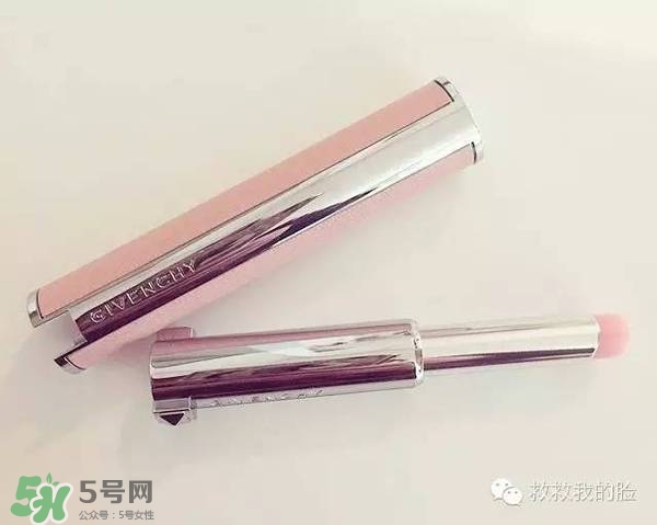 紀(jì)梵希小羊皮和禁忌之吻哪個好？紀(jì)梵希小羊皮和禁忌之吻對比