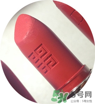 紀(jì)梵希小羊皮是啞光嗎？紀(jì)梵希小羊皮干不干？