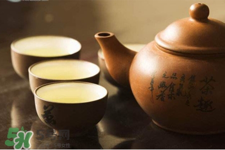 剛買的紫砂壺怎么清洗？新買的紫砂壺怎么清洗？