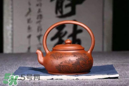 剛買的紫砂壺怎么清洗？新買的紫砂壺怎么清洗？