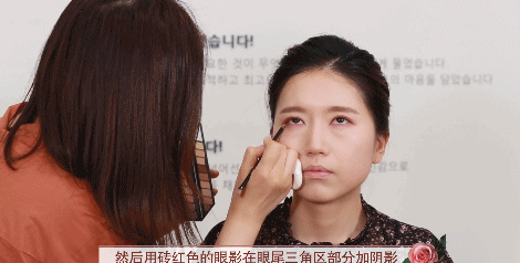 干玫瑰色妝容怎么化？干玫瑰色妝容畫法步驟