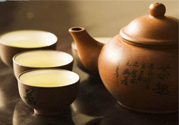 紫砂壺如何鑒別好壞？怎樣辨別紫砂壺的好壞？