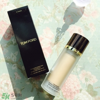 tom ford粉底液方和圓哪個(gè)好？tom ford粉底液方管圓管區(qū)別