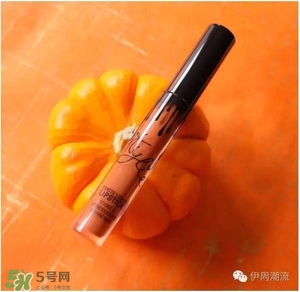 豆沙色和南瓜色的區(qū)別 豆沙色和南瓜色哪個好看？