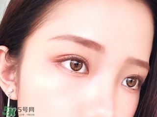 紅棕色適合什么膚色？紅棕色適合黃皮嗎？