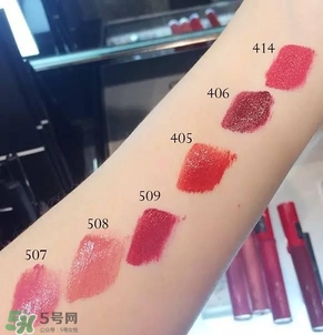 磚紅色和豆沙色的區(qū)別 磚紅色和豆沙色哪個好看？