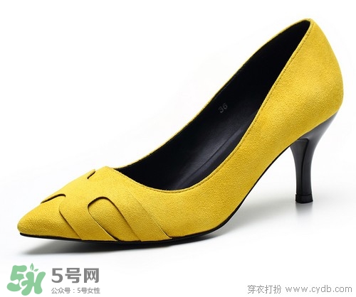 4月份穿什么鞋子？四月份鞋子搭配