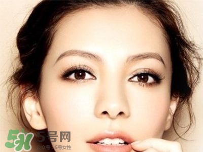 割雙眼皮多久可以化妝？割雙眼皮多久恢復(fù)自然