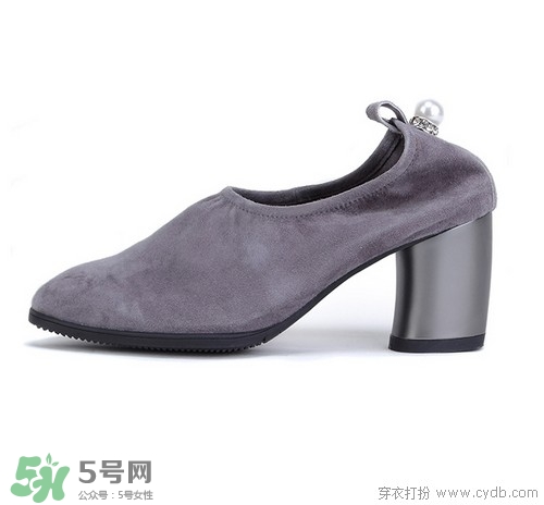 4月份穿什么鞋子？四月份鞋子搭配