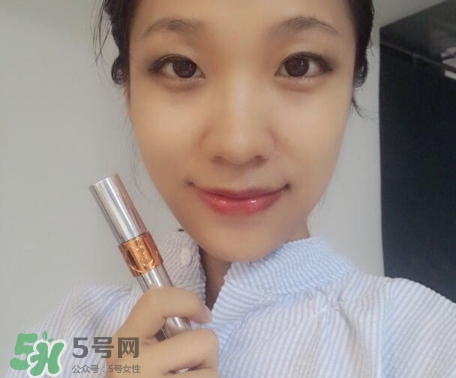 ysl唇油怎么用？ysl唇油使用方法