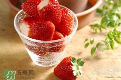 吃草莓可以解酒嗎？草莓怎么解酒