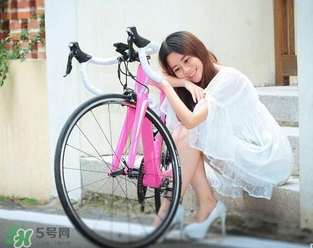 騎自行車消耗多少卡路里？騎自行車消耗熱量