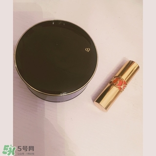 cpb散粉和紀(jì)梵希散粉哪個(gè)好？cpb散粉和紀(jì)梵希散粉對(duì)比