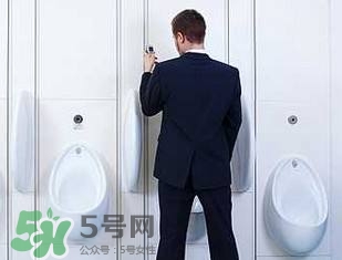 男性尿痛出血怎么回事？男性尿痛是怎么引起的