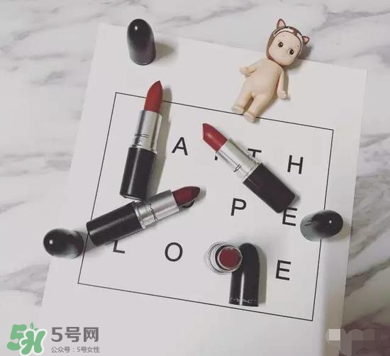 啞光和水潤哪個好？啞光口紅和水潤口紅區(qū)別