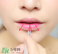 啞光口紅怎么涂好看？啞光口紅畫(huà)法步驟圖解