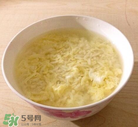 酒釀蛋真能豐胸嗎？酒釀蛋怎么吃豐胸？