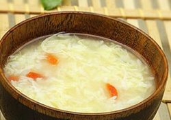 酒釀蛋真能豐胸嗎？酒釀蛋怎么吃豐胸？