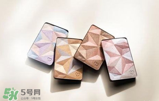 高光飛粉是什么意思？高光飛粉怎么辦？