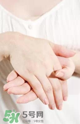 卸妝油悶痘怎么辦？卸妝油悶痘怎么補(bǔ)救？